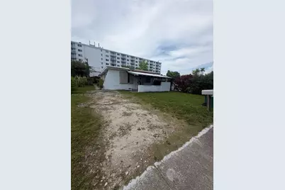 1258 NE 109th St, Miami, FL 33161 - Photo 3