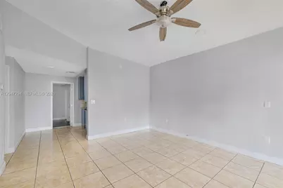 18100 NW 7th Pl, Miami Gardens, FL 33169 - Photo 5