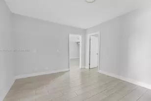 18100 NW 7th Pl, Miami Gardens, FL 33169 - Photo 25