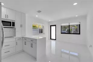 2638 SW 30th Ct, Miami, FL 33133 - Photo 7