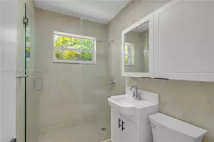 2638 SW 30th Ct, Miami, FL 33133 - Photo 11
