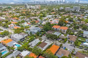 2638 SW 30th Ct, Miami, FL 33133 - Photo 17