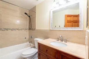 9803 NW 37th St, Sunrise, FL 33351 - Photo 33