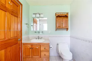 9803 NW 37th St, Sunrise, FL 33351 - Photo 23