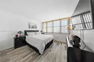 1825 S Ocean Dr, Hallandale Beach, FL 33009 - Photo 9