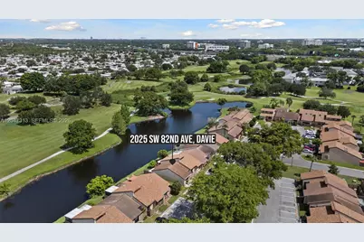 2025 SW 82nd Ave #1, Davie, FL 33324 - Photo 31