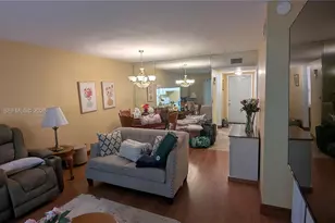 481 NW 76th Ave, Margate, FL 33063 - Photo 9