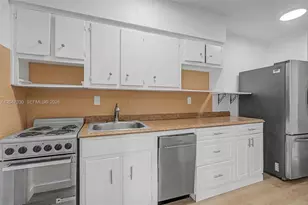 60 NW 79th St, Miami, FL 33150 - Photo 5