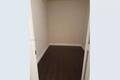 331 Lakeview Dr #203, Weston, FL 33326 - Photo 5