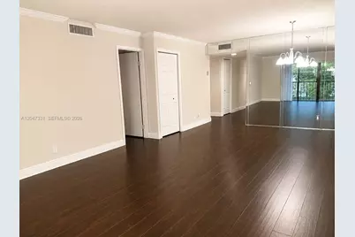331 Lakeview Dr #203, Weston, FL 33326 - Photo 11