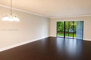 331 Lakeview Dr, Weston, FL 33326 - Photo 13