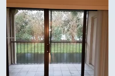 331 Lakeview Dr #203, Weston, FL 33326 - Photo 13