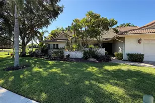 10134 Boca Woods Ln, Boca Raton, FL 33428 - Photo 1