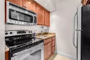 405 N Ocean Blvd, Pompano Beach, FL 33062 - Photo 3