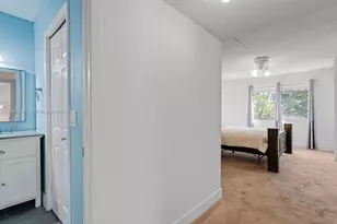 182 Lakeview Dr, Weston, FL 33326 - Photo 19