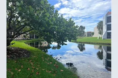 182 Lakeview Dr #204, Weston, FL 33326 - Photo 29