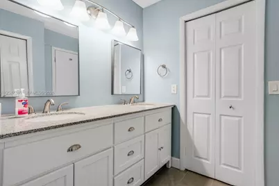 182 Lakeview Dr #204, Weston, FL 33326 - Photo 15