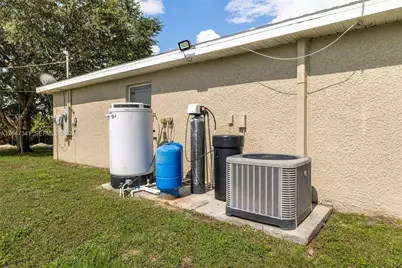 2501 57th Street West, Lehigh Acres, FL 33971 - Photo 29