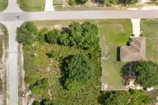 2501 57th St W, Lehigh Acres, FL 33971 - Photo 3