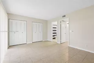 13455 SW 9th Ct, Pembroke Pines, FL 33027 - Photo 21