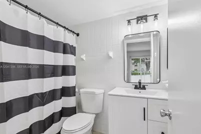13455 SW 9th Ct #108J, Pembroke Pines, FL 33027 - Photo 23