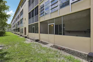13455 SW 9th Ct, Pembroke Pines, FL 33027 - Photo 33