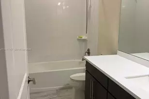 4022 Long Leaf Ln, Hollywood, FL 33021 - Photo 15
