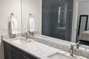 4022 Long Leaf Ln, Hollywood, FL 33021 - Photo 9