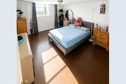 5050 NW 7th St #720, Miami, FL 33126 - Photo 5