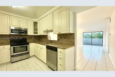 130 S Shore Dr #4B, Miami Beach, FL 33141 - Photo 17