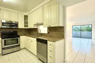 130 S Shore Dr, Miami Beach, FL 33141 - Photo 17