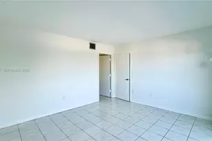 130 S Shore Dr, Miami Beach, FL 33141 - Photo 11