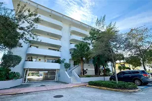 130 S Shore Dr, Miami Beach, FL 33141 - Photo 33
