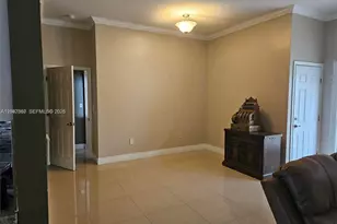 2635 SE 4th Pl, Homestead, FL 33033 - Photo 5