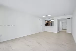 555 NE 15th St, Miami, FL 33132 - Photo 15
