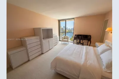 19707 Turnberry Way #16G, Aventura, FL 33180 - Photo 5