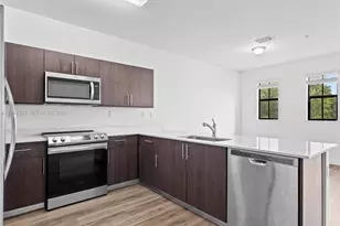 15540 SW 136th St, Miami, FL 33196 - Photo 7