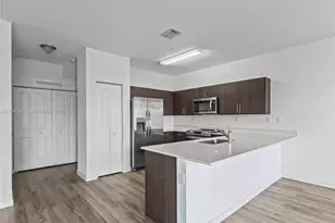 15540 SW 136th St, Miami, FL 33196 - Photo 9