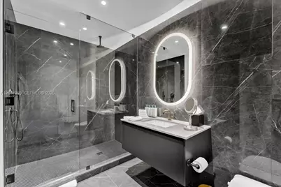 20 NE 11th St #3105, Miami, FL 33132 - Photo 3