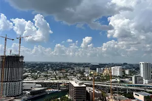 92 SW 3rd St, Miami, FL 33130 - Photo 23