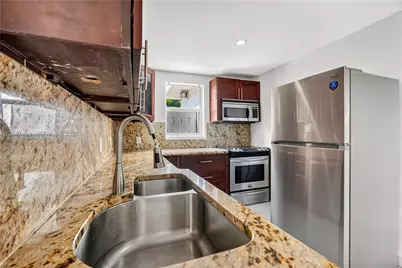 5800 Taylor St #2, Hollywood, FL 33021 - Photo 13