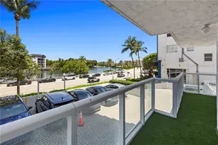 2457 Collins Ave, Miami Beach, FL 33140 - Photo 13