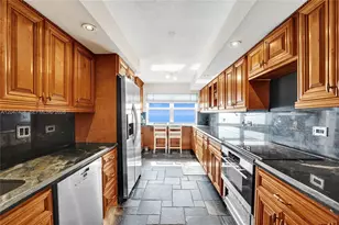 1201 S Ocean Dr, Hollywood, FL 33019 - Photo 27