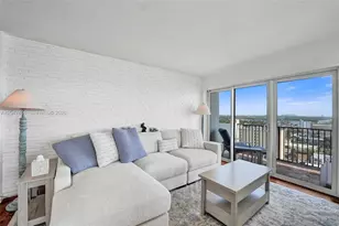 1201 S Ocean Dr, Hollywood, FL 33019 - Photo 3