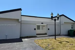 206 NE 1st Ct, Dania Beach, FL 33004 - Photo 1
