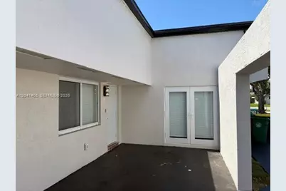 206 NE 1st Ct #1 South, Dania Beach, FL 33004 - Photo 3