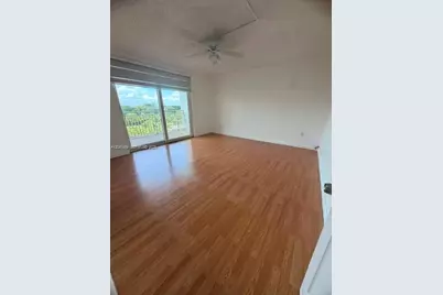 6930 Miami Gardens Dr #1-517, Hialeah, FL 33015 - Photo 11
