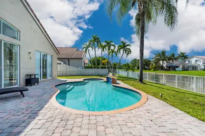 18785 SW 29th St, Miramar, FL 33029 - Photo 29