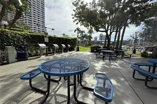 600 Three Islands Boulevard, Hallandale Beach, FL 33009 - Photo 21