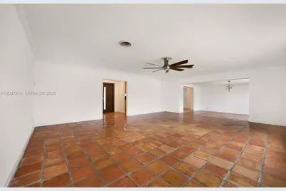 8345 SW 90th St, Miami, FL 33156 - Photo 7